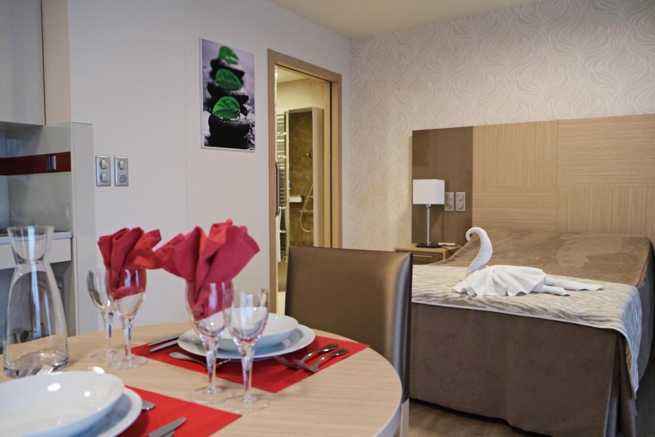 Résidence Service Senior Villa Sully Paris Montreuil Montreuil  Extérieur photo