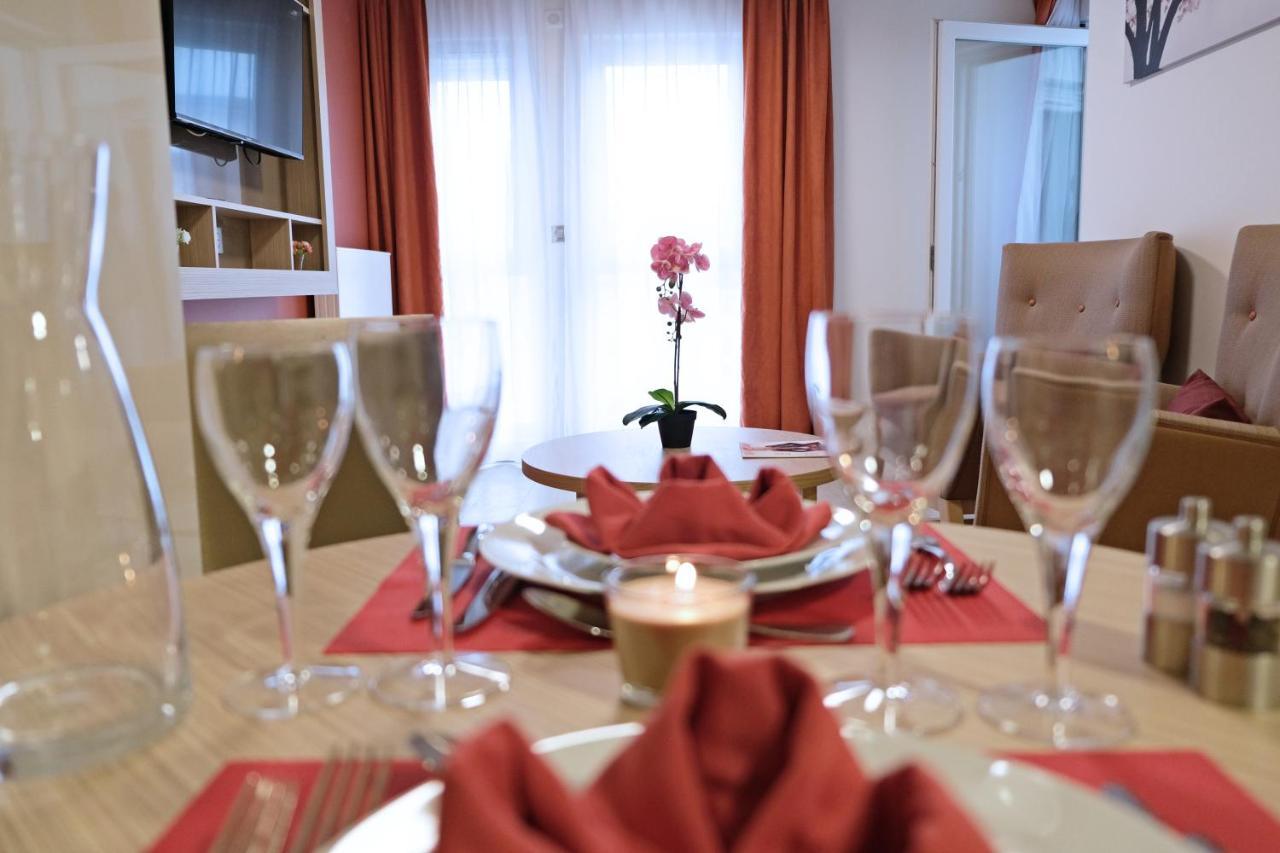 Résidence Service Senior Villa Sully Paris Montreuil Montreuil  Extérieur photo