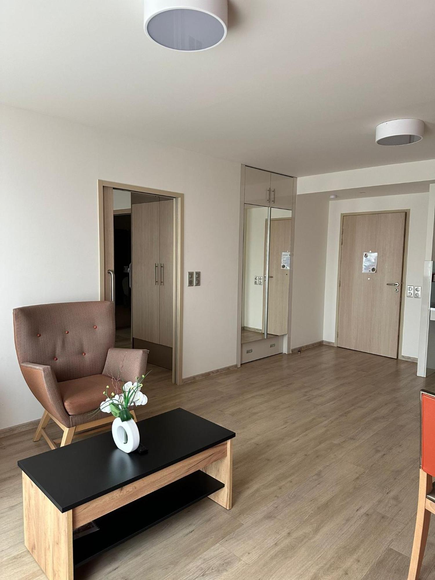 Résidence Service Senior Villa Sully Paris Montreuil Montreuil  Extérieur photo