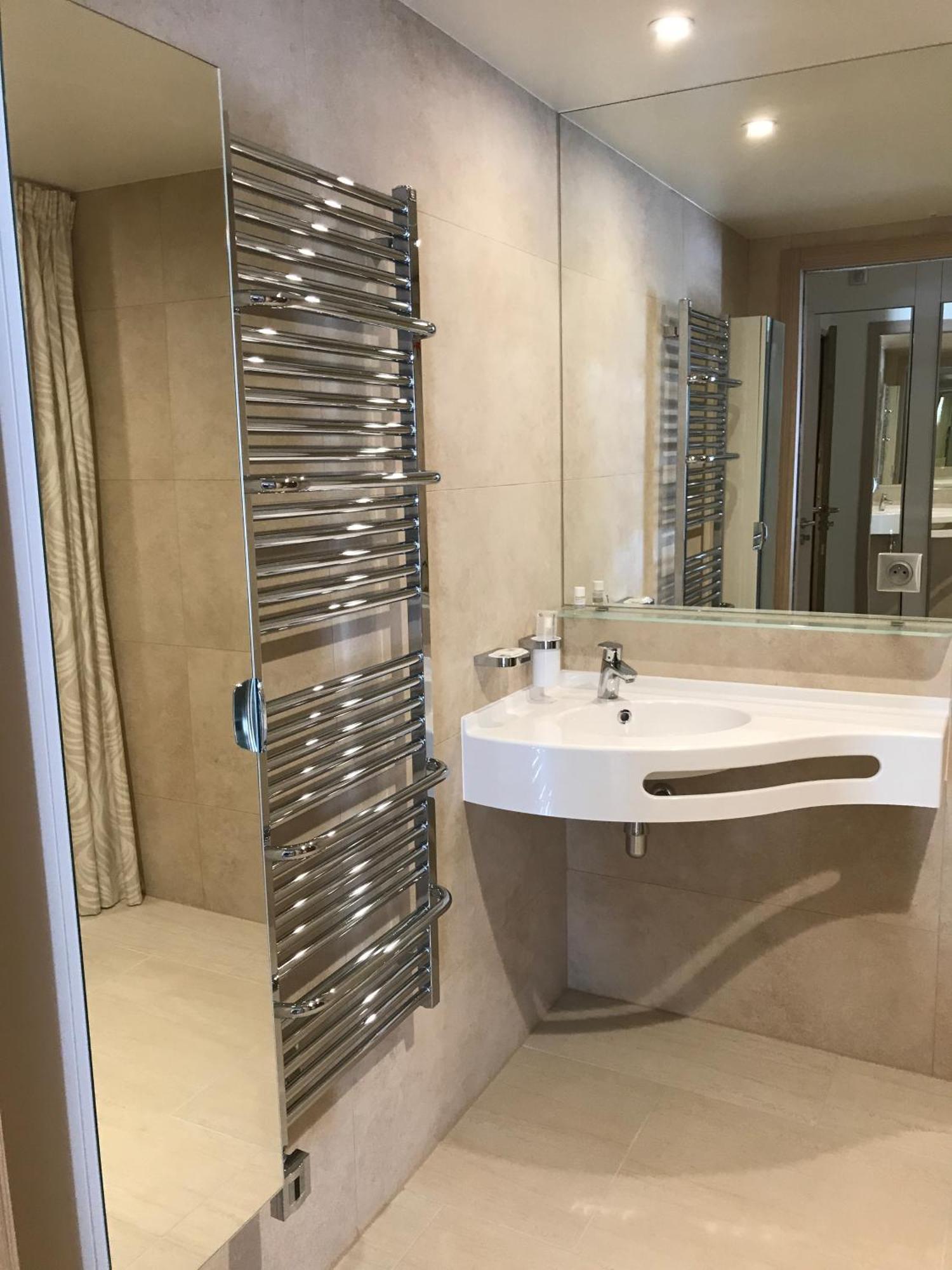 Résidence Service Senior Villa Sully Paris Montreuil Montreuil  Extérieur photo