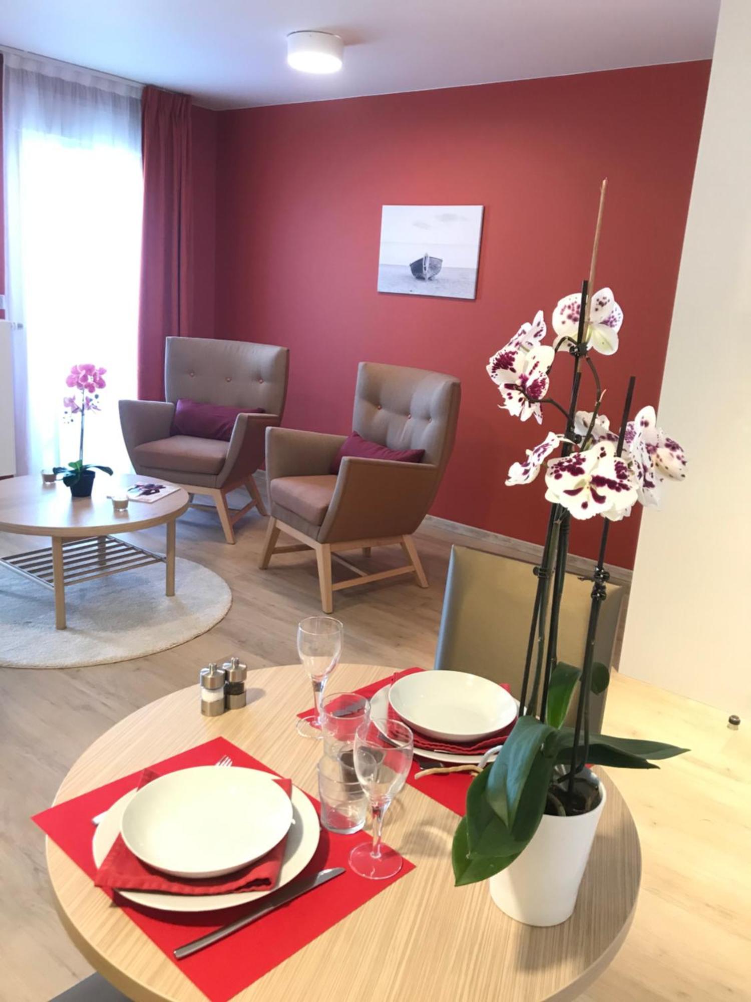 Résidence Service Senior Villa Sully Paris Montreuil Montreuil  Extérieur photo