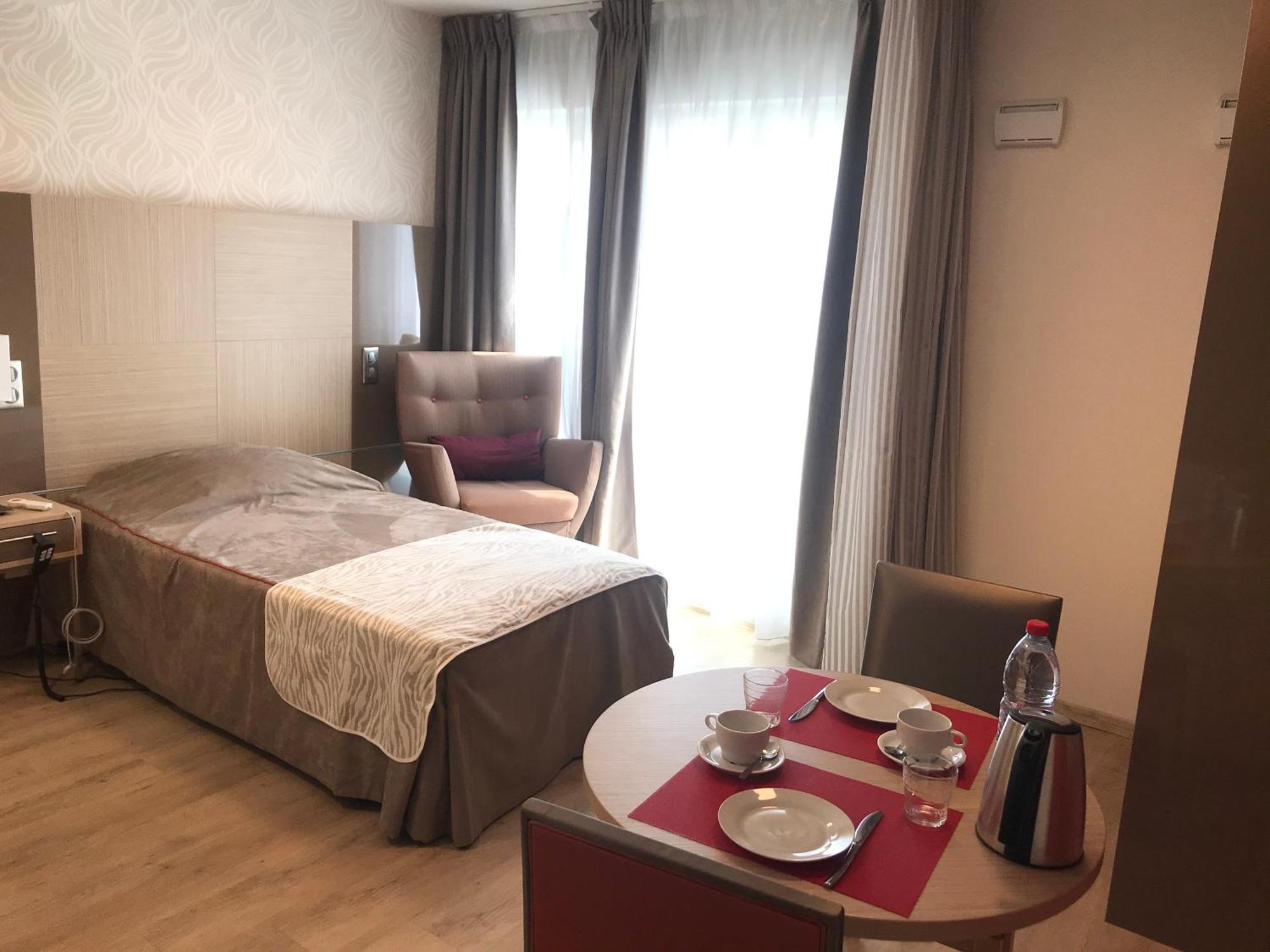 Résidence Service Senior Villa Sully Paris Montreuil Montreuil  Extérieur photo